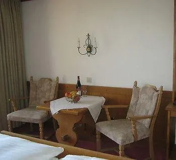 Casa de hóspedes Heim 3*